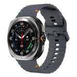 xDfind Silikonarmband mit Wellenmuster und Ziernähten für Samsung Galaxy Watch8 Classic 46 mm / Watch8 44 mm / 40 mm, Größe L