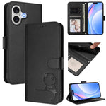 Litter Panda geprägte RFID Leder-Handyhülle mit Trageschlaufe, Für iPhone 17e / 16e, Für iPhone 17 Pro Max, Für iPhone 17 Pro, Für iPhone 17, Für iPhone Air, Für iPhone 16 Pro Max, Für iPhone 16 Pro, Für iPhone 16 Plus