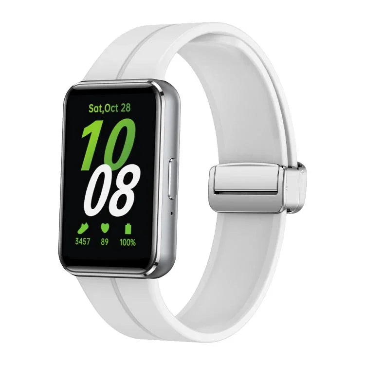 Magnetisches Faltarmband aus Silikon mit silberner Schnalle, passend für Samsung Galaxy Fit 3