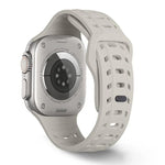Silikonarmband mit Haifischmuster und Löchern, für Apple Watch 46 mm / 49 mm / 45 mm / 44 mm