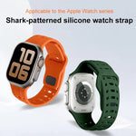 Silikonarmband mit Haifischmuster und Löchern, für Apple Watch 46 mm / 49 mm / 45 mm / 44 mm