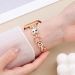 xDfind Armband aus Metall mit Diamanten in Form eines roten Pandas, passend für Apple Watch 42 / 44 / 45 / 46 / 49 mm, Apple Watch 38 / 40 / 41 / S11 42 mm