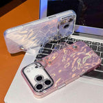 Plating Faltenstruktur Armbandhalter TPU Handyhülle mit Linsenfolie, Für iPhone 13