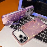 Plating Feder-Gaze-Struktur Armbandhalter TPU Handyhülle mit Linsenfolie, Für iPhone 13