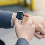 Ersatzarmband aus Leder mit Stahlknopf, für Apple Watch Series 7 (41 mm), 6, SE, 5 und 4 (40 mm) sowie für Apple Watch Series 7 (45 mm), 6, SE, 5 und 4 (44 mm).
