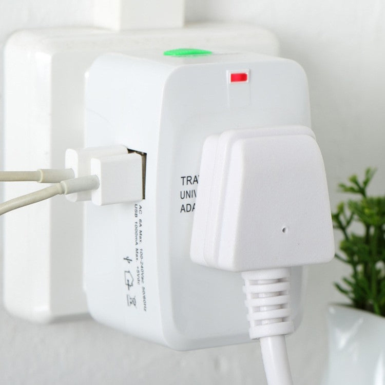 110-250V Multifunktionaler Reise-Universaladapter mit zwei USB-Anschlüssen, EU / UK / US / AU Stecker
