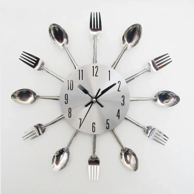 Kreative Restaurantküche Wohnzimmer Edelstahl Messer Gabel Quarzwanduhr