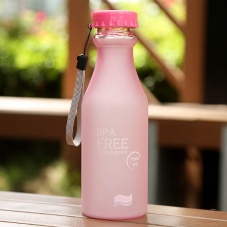 550 ml Frostsichere auslaufsichere tragbare Sodaflasche aus Kunststoff, versiegelt, einfache praktische Studententrinkflasche, 550 ml