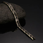 Modisches Herrenarmband im europäischen und amerikanischen Stil, Edelstahl mit Goldauflage, magnetisches Design, Größe: 12 mm x 22 cm (Schwarz + Gold)
