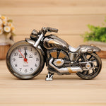 Cartoon Motorrad Wecker Schlafzimmer Kunststoff Zeiger Wecker, Größe: 23*13*6cm, Schwarz, Gold, Schwarz, Gold, Gold, Rot