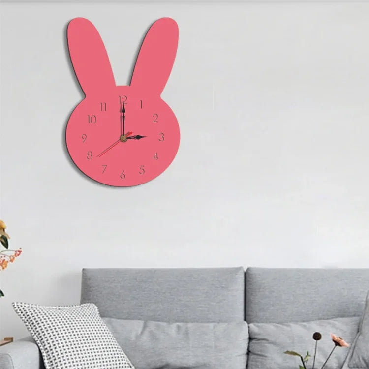 Dekorative Wanduhr mit Hasenmuster für das Wohnzimmer