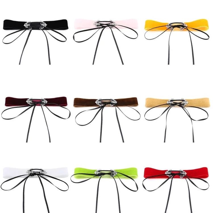 2 Stück modische Choker-Halsketten aus Samt mit Druckknopfverschluss im europäischen und amerikanischen Streetstyle, zufällige Farbauswahl, TERQ02