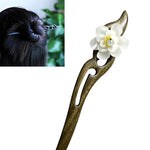 Klassische Haarnadel aus grünem Sandelholz mit Banyue-Jadeblume und Geschenkbox (Farbe der Geschenkbox zufällig).