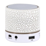 A9 Mini Tragbarer Glanz-Crack-Bluetooth-Stereolautsprecher mit LED-Licht, integriertem Mikrofon, unterstützt Freisprechanrufe und TF-Karte
