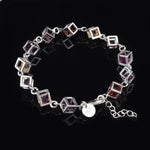 Hohles kariertes, farbenfrohes Strass-Modearmband in Silber (Silber)