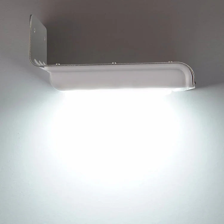 LED-Solar-Wandleuchte für den Außenbereich mit menschlicher Körperinduktion