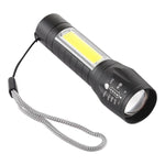 A2 USB-Ladefähige, wasserdichte Zoom-Taschenlampe mit XPE + COB, 3 Modi & Aufbewahrungsbox, A2