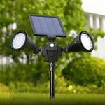 Solarbetriebener Roboter-LED-Strahler, doppelköpfiges intelligentes Sensorlicht für den Außenbereich, Rasen