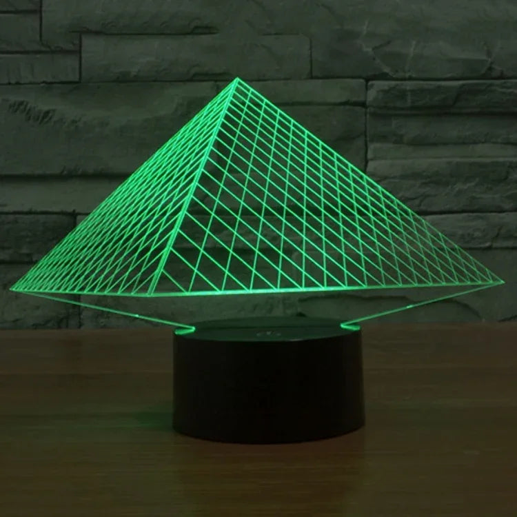 7 Farben Verfärbung Kreative Visuelle Stereo Lampe Tischlampe Nachtlicht, Pyramidenstil