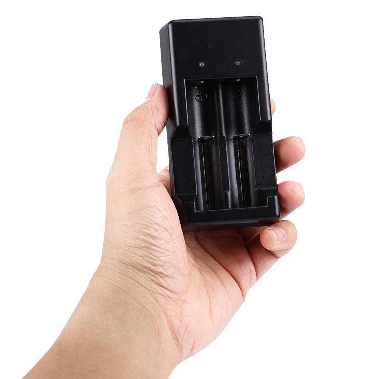 Universelles USB 1,2V / 3,7V wiederaufladbares Batterieladegerät, universal