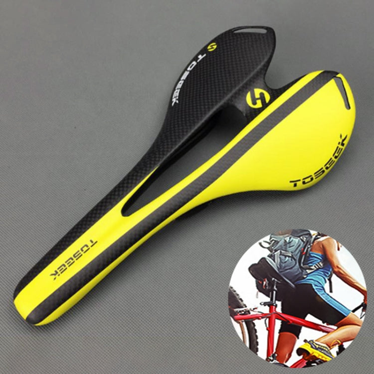 TOSEEK Rennrad Carbonfaser-Sitz Fahrrad hohler Sattel, 3K Struktur + Mattierung, Mattierung (Blau), Mattierung (Rot), Mattierung (Weiß), Mattierung (Gelb), Mattierung (Schwarz), Mattierung (Orange), Mattierung (Grün), Mattierung (Grau)