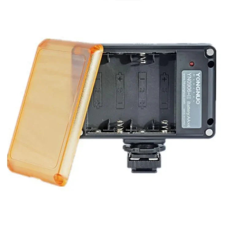 YONGNUO YN-0906II 70-LED Ultrahelle Kamera-Videoleuchte für Canon, Nikon, Olympus, Panasonic und Samsung