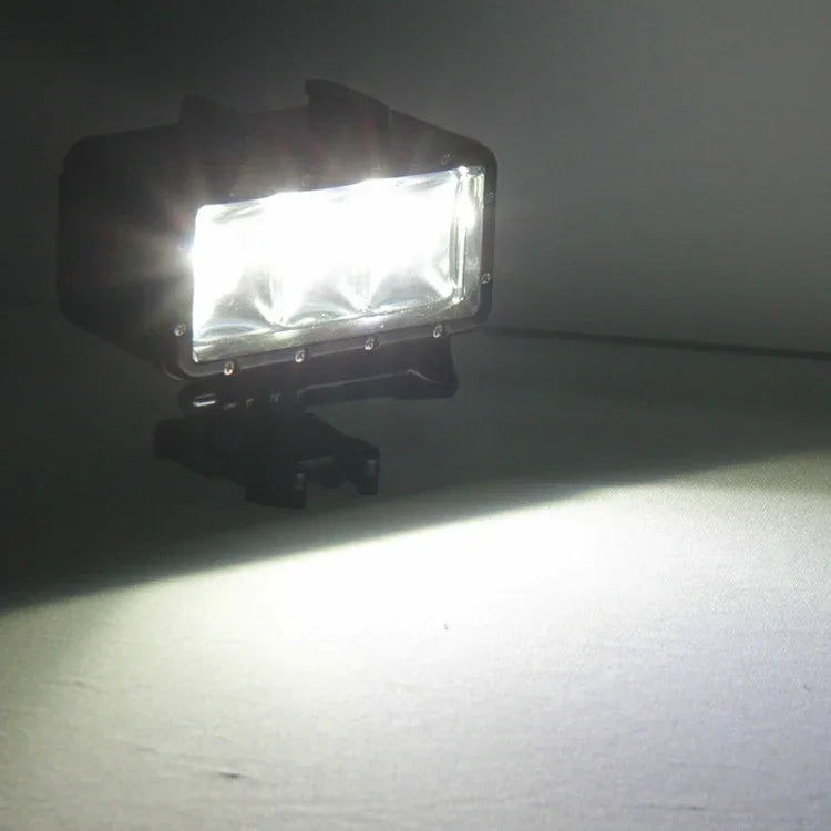 30 m wasserdichte Videoleuchte mit 3 Modi, Taschenlampe mit Basishalterung und Schraube für GoPro, Insta360, DJI und andere Action-Kameras, 30 m wasserdicht