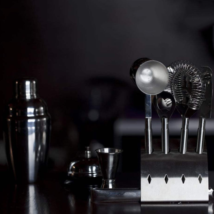 5-in-1-Edelstahl-Shaker-Set Klassik, Fassungsvermögen: 550ml (Shaker + Jigger + Barsieb + Eiswürfelzange + Rührstab), 5-in-1-Shaker-Set