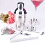 5-in-1-Edelstahl-Shaker-Set Klassik, Fassungsvermögen: 550ml (Shaker + Jigger + Barsieb + Eiswürfelzange + Rührstab), 5-in-1-Shaker-Set