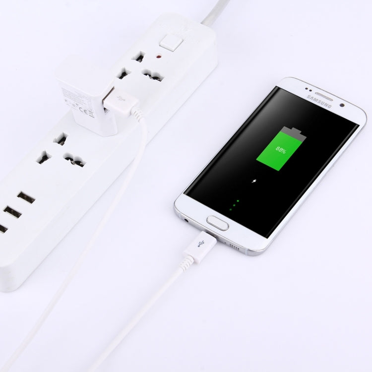 Micro-USB-Ladekabel (5-polig) + US-Reiseadapter