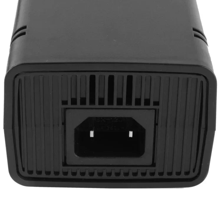 Netzteil / AC-Adapter für die Xbox 360 Slim-Konsole, EU-Stecker, US-Stecker