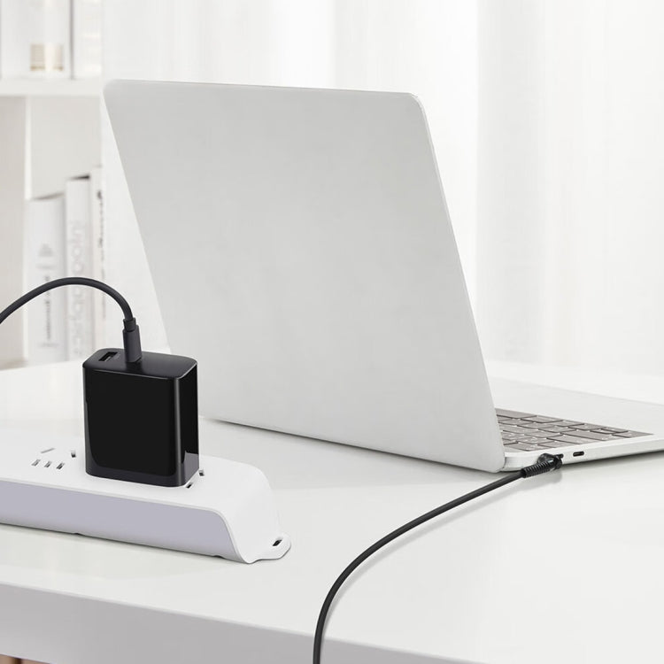 USB-C / Typ-C zu 4,0 x 1,35mm Laptop Stromkabel, Kabellänge: ca. 1,5m, Typ-C zu 4,0 x 1,35mm