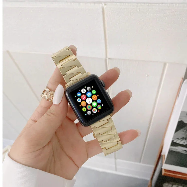 Kreatives Kettenarmband aus Edelstahl für Apple Watch Series 7 (41 mm), 6, SE, 5 und 4 (40 mm), 3, 2 und 1 (38 mm) und 7 (45 mm), 6, SE, 5 und 4 (44 mm) sowie 3, 2 und 1 (42 mm).