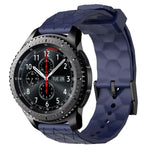22 mm breites, einfarbiges Silikon-Uhrenarmband mit Fußballmuster, passend für Samsung Galaxy Watch3 (45 mm), Samsung Galaxy Watch (46 mm), Samsung Gear S3 Classic und Samsung Gear S3 Frontier.