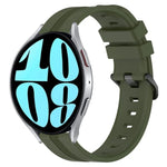 20 mm breites, konkaves, gestreiftes Silikon-Uhrenarmband, passend für Samsung Galaxy Watch 6 (40 mm) und Samsung Galaxy Watch 6 Classic (43 mm).