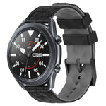 22 mm breites Silikonarmband mit Fußballmuster in zwei Farben, passend für Samsung Galaxy Watch3 (45 mm), Samsung Galaxy Watch (46 mm), Samsung Gear S3 Classic und Samsung Gear S3 Frontier.