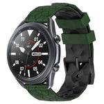 22 mm breites Silikonarmband mit Fußballmuster in zwei Farben, passend für Samsung Galaxy Watch3 (45 mm), Samsung Galaxy Watch (46 mm), Samsung Gear S3 Classic und Samsung Gear S3 Frontier.