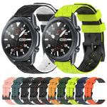 22 mm breites Silikonarmband mit Fußballmuster in zwei Farben, passend für Samsung Galaxy Watch3 (45 mm), Samsung Galaxy Watch (46 mm), Samsung Gear S3 Classic und Samsung Gear S3 Frontier.