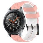 22 mm breites Silikonarmband mit Fußballmuster in zwei Farben, passend für Samsung Galaxy Watch3 (45 mm), Samsung Galaxy Watch (46 mm), Samsung Gear S3 Classic und Samsung Gear S3 Frontier.
