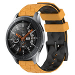 22 mm breites Silikonarmband mit Fußballmuster in zwei Farben, passend für Samsung Galaxy Watch3 (45 mm), Samsung Galaxy Watch (46 mm), Samsung Gear S3 Classic und Samsung Gear S3 Frontier.
