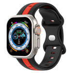 Zweifarbiges Silikonarmband mit Schmetterlingsverschluss, passend für Apple Watch Ultra (49 mm), Apple Watch Series 8 &amp; 7 (45 mm) und Apple Watch Series 8 &amp; 7 (41 mm).