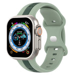 Zweifarbiges Silikonarmband mit Schmetterlingsverschluss, passend für Apple Watch Ultra (49 mm), Apple Watch Series 8 &amp; 7 (45 mm) und Apple Watch Series 8 &amp; 7 (41 mm).