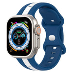 Zweifarbiges Silikonarmband mit Schmetterlingsverschluss, passend für Apple Watch Ultra (49 mm), Apple Watch Series 8 &amp; 7 (45 mm) und Apple Watch Series 8 &amp; 7 (41 mm).