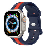 Zweifarbiges Silikonarmband mit Schmetterlingsverschluss, passend für Apple Watch Ultra (49 mm), Apple Watch Series 8 &amp; 7 (45 mm) und Apple Watch Series 8 &amp; 7 (41 mm).