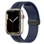 Zweifarbiges Silikonarmband mit Magnetverschluss, passend für Apple Watch Ultra (49 mm), Apple Watch Series 8 &amp; 7 (45 mm) und Apple Watch Series 8 &amp; 7 (41 mm).