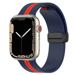 Zweifarbiges Silikonarmband mit Magnetverschluss, passend für Apple Watch Ultra (49 mm), Apple Watch Series 8 &amp; 7 (45 mm) und Apple Watch Series 8 &amp; 7 (41 mm).