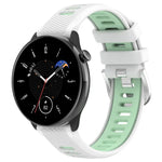 20 mm Sportliches zweifarbiges Silikonarmband mit Stahlschließe, passend für Samsung Galaxy Watch 6 (40 mm) und Samsung Galaxy Watch 6 Classic (43 mm).