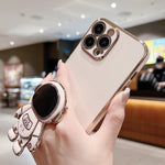 Galvanisierte Astronauten-Halterung Handyhülle, Für iPhone 17e / 16e, Für iPhone 17 Pro Max, Für iPhone 17 Pro, Für iPhone 17, Für iPhone Air, Für iPhone 16 Pro Max, Für iPhone 16 Pro, Für iPhone 16 Plus