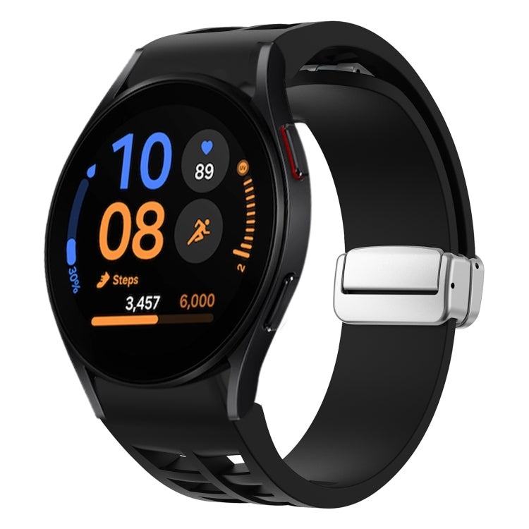 Richard Magnetisches faltbares silbernes Schnallen-Silikon-Uhrenarmband, für Samsung Galaxy Watch FE 40mm, für Sansung Galaxy Watch 5 Pro Golf Edition, für Samsung Galaxy Watch 5 Golf Edition