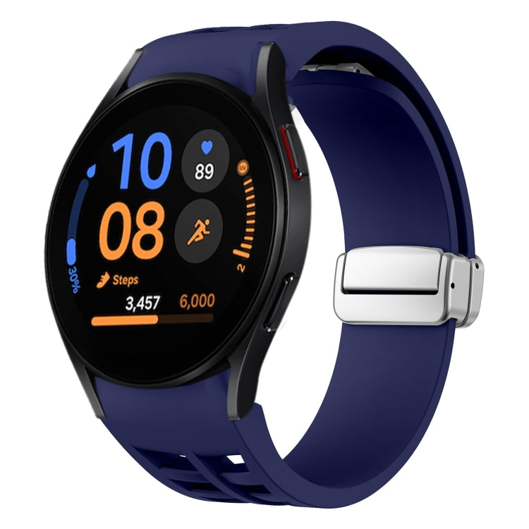 Richard Magnetisches faltbares silbernes Schnallen-Silikon-Uhrenarmband, für Samsung Galaxy Watch FE 40mm, für Sansung Galaxy Watch 5 Pro Golf Edition, für Samsung Galaxy Watch 5 Golf Edition